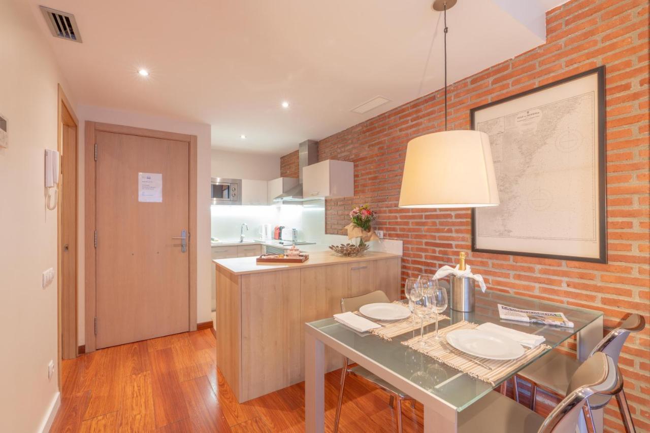 Serennia Cest Apartamentos Arc De Triomf 바르셀로나 외부 사진