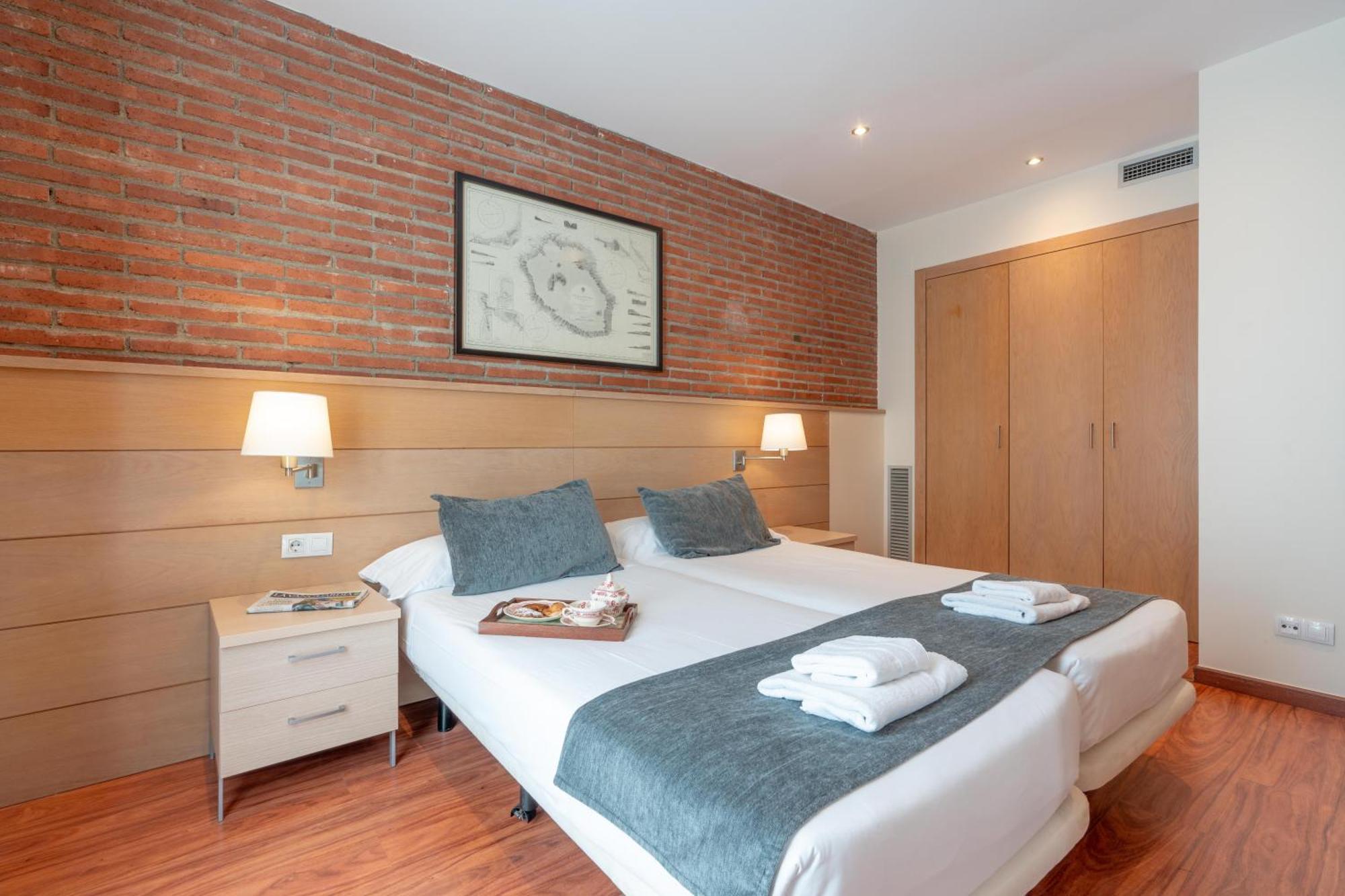 Serennia Cest Apartamentos Arc De Triomf 바르셀로나 외부 사진