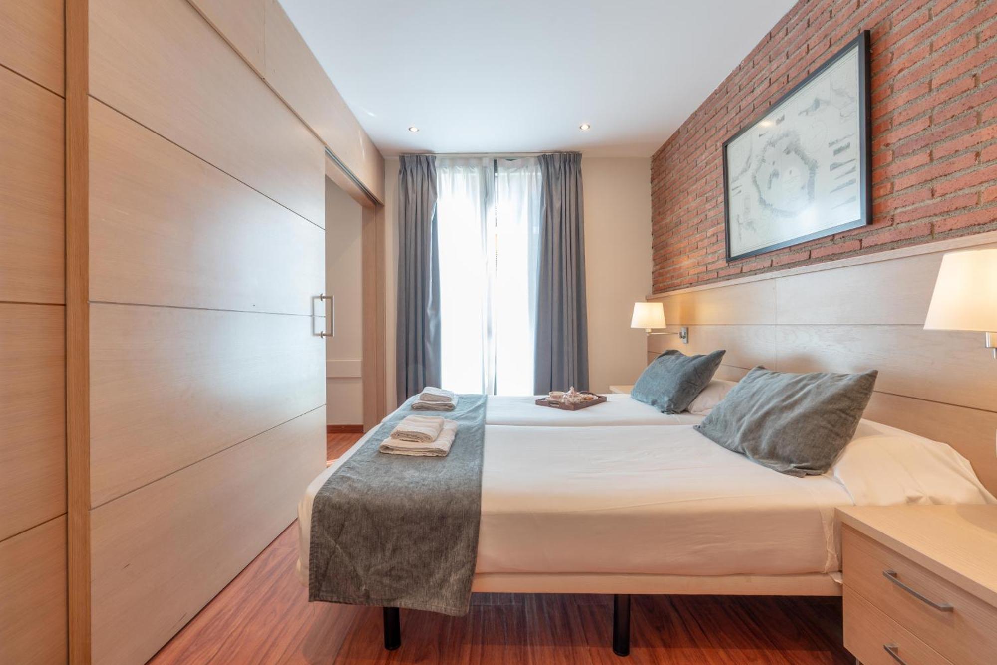 Serennia Cest Apartamentos Arc De Triomf 바르셀로나 외부 사진